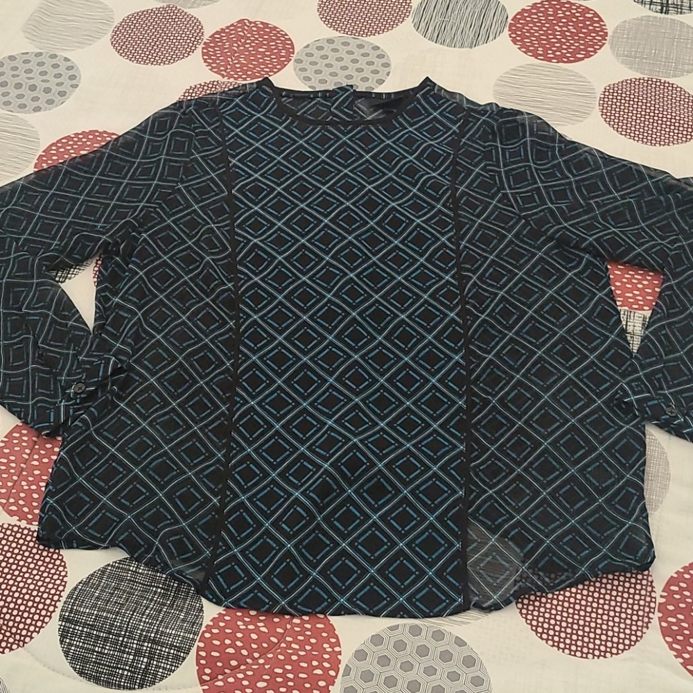 Who What Wear Black & Teal Graphic Print Blouse